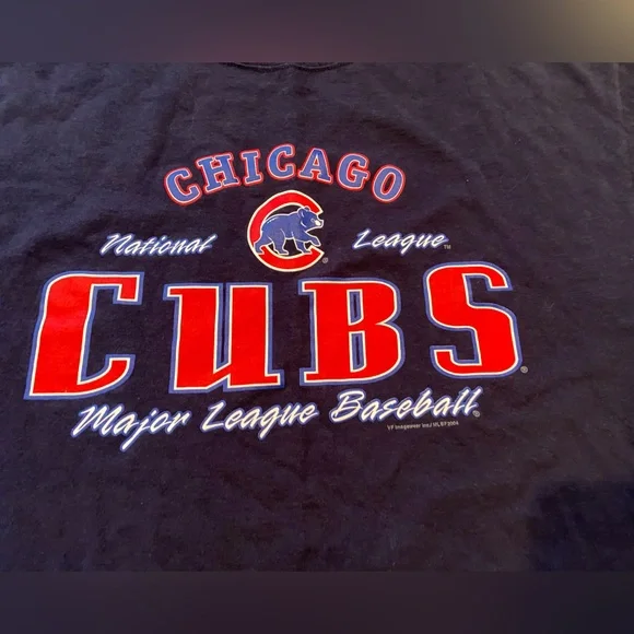 Vintage 2004 CHICAGO CUBS WRIGLEY FIELD T-Shirt Blue Red Size Large - Picture 3 of 6
